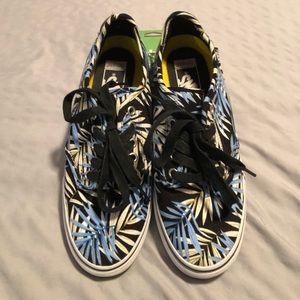 Tropical Vans Shoes - Women’s Size 9.5